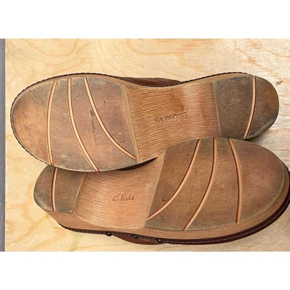 Clarks Soft Cushion Preslet Sheen Clog Mule Size 8 - Picture 4 of 5